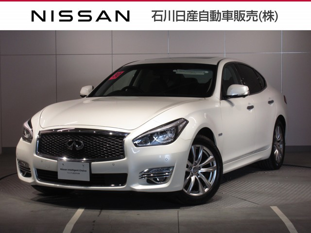 中古車 日産 フーガハイブリッド の中古車詳細 21 000km パールホワイト 石川県 379万円 中古車情報 中古車検索なら 車 選びドットコム 車選び Com