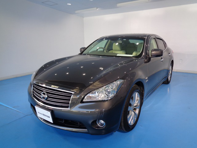 中古車 日産 フーガハイブリッド 85 000km グレー 熊本県 86 9万円 中古車情報 中古車検索なら 車選びドットコム 車 選び Com