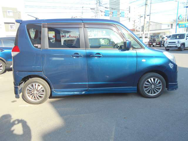 中古車 スズキ ソリオ 1 2 X の中古車詳細 42 000km ダークブルー 広島県 38万円 中古車情報 中古車検索なら 車 選びドットコム 車選び Com