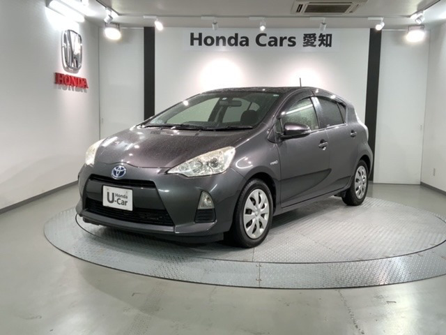 中古車 トヨタ アクア 1 5 G の中古車詳細 44 000km グレーメタリック 愛知県 63 8万円 中古車情報 中古車検索なら 車選びドットコム 車選び Com