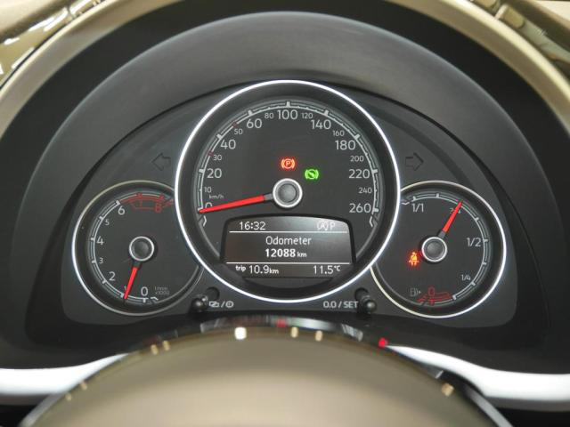 中古車 フォルクスワーゲン ザ ビートル Rライン マイスター の中古車詳細 12 000km ホワイト 北海道 398万円 中古車 情報 中古車検索なら 車選びドットコム 車選び Com