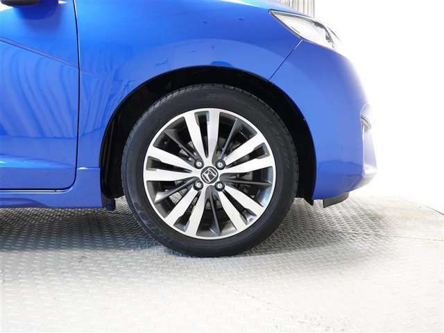 中古車 ホンダ フィット 1 5 Rs の中古車詳細 35 000km ブルー 広島県 119 9万円 中古車情報 中古車検索なら 車選びドットコム 車選び Com