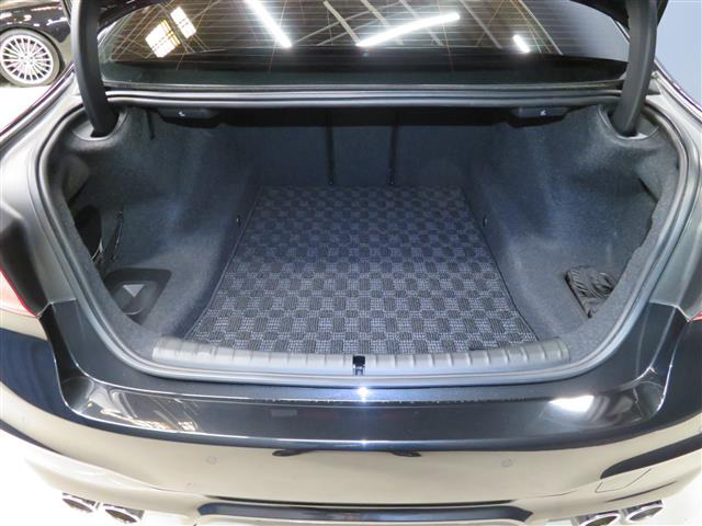 中古車 Bmw M5 4 4 4wd の中古車詳細 18 000km ブラック 福岡県 958万円 中古車情報 中古 車検索なら 車選びドットコム 車選び Com