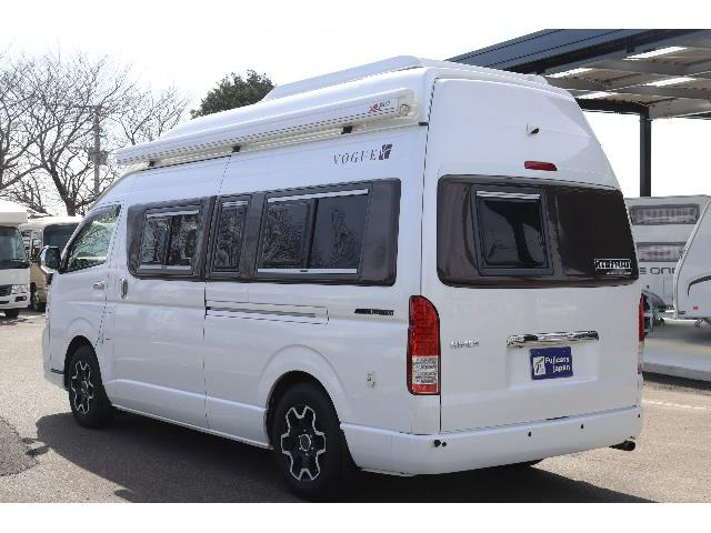 中古車 トヨタ ハイエース キャンピング ハイエース トイファクトリー ヴォーグ アルタモーダ の中古車詳細 35 600km パール 佐賀県 669万円 中古車情報 中古車検索なら 車選びドットコム 車選び Com