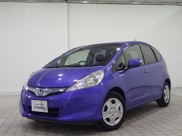 中古車 ホンダ フィットハイブリッド 1 3 スマートセレクション の中古車詳細 41 000km ブルーメタリック 東京都 55万円 中古車情報 中古車検索なら 車選びドットコム 車選び Com