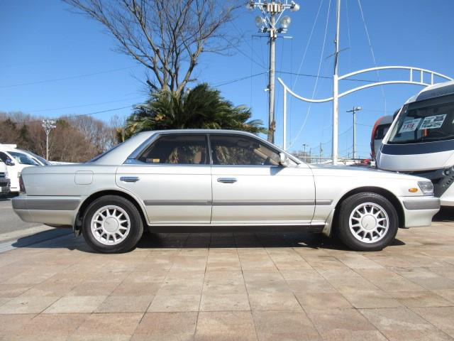 中古車 日産 ローレル 2 0 メダリスト ワンオーナー 前期 の中古車詳細 819km グリニッシュシルバー 千葉県 59万円 中古車情報 中古車検索なら 車選びドットコム 車選び Com