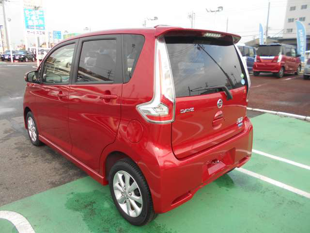 中古車 日産 デイズ ハイウェイスターx の中古車詳細 2 000km レッド 愛知県 100 1万円 中古車情報 中古車検索なら 車 選びドットコム 車選び Com
