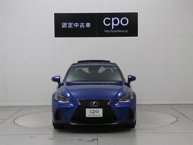 中古車 レクサス Is300h Fスポーツ の中古車詳細 18 000km ブルー 東京都 398万円 中古車情報 中古車検索なら 車 選びドットコム 車選び Com