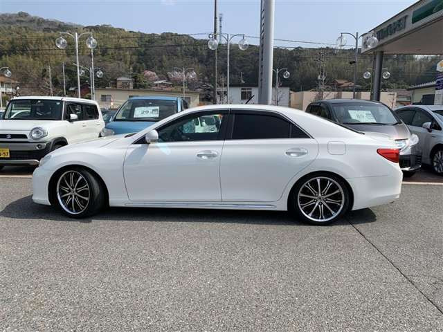 中古車 トヨタ マークx 3 5 プレミアム の中古車詳細 72 000km パールメタリック 山口県 1万円 中古車情報 中古車 検索なら 車選びドットコム 車選び Com