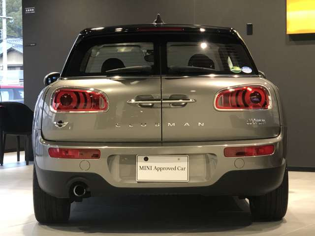 中古車 Bmw ミニクラブマン クーパー の中古車詳細 35 000km シルバー 山口県 229 8万円 中古車情報 中古 車検索なら 車選びドットコム 車選び Com