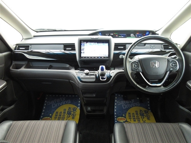 中古車 ホンダ フリード 1 5 ハイブリッド モデューロx ホンダセンシング 9型ナビbカメラled両電動スライドetc の中古車詳細 31 000km ブラック 神奈川県 246万円 中古車情報 中古車検索なら 車選びドットコム 車選び Com