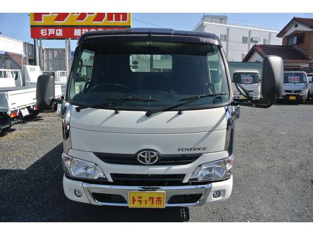 中古車 トヨタ トヨエース 積載1 25トン 車両総重量3165kg 超低床カスタム リヤシングルタイヤ の中古車詳細 10 000km ホワイト 埼玉県 2万円 中古車情報 中古車検索なら 車選びドットコム 車選び Com