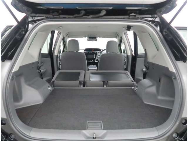 中古車 トヨタ プリウスa 1 8 S ツーリングセレクション の中古車詳細 60 000km ブラック 埼玉県 86万円 中古車情報 中古車検索なら 車選びドットコム 車選び Com