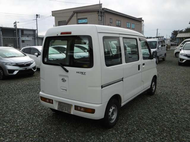 中古車 ダイハツ ハイゼットカーゴ スペシャル ハイルーフ 4wd の中古車詳細 114 000km ホワイト 岩手県 49 8万円 中古車情報 中古車検索なら 車選びドットコム 車選び Com