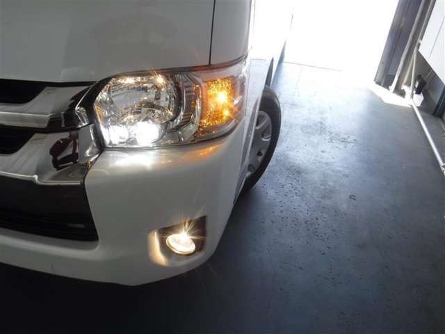 中古車 トヨタ ハイエースバン 2 7 スーパーgl ワイド ロング ダークプライム ミドルルーフ 4wd の中古車詳細 59 000km パールメタリック 埼玉県 248 6万円 中古車情報 中古車検索なら 車選びドットコム 車選び Com