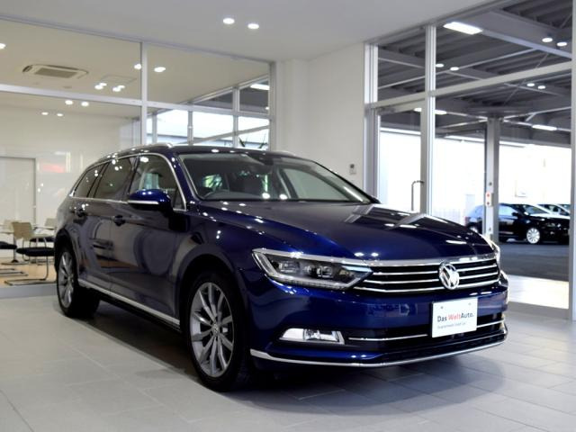 中古車 フォルクスワーゲン パサートヴァリアント Tdi ハイライン ディーゼル の中古車詳細 46 000km ブルー 岐阜県 309万円 中古車情報 中古車検索なら 車選びドットコム 車選び Com