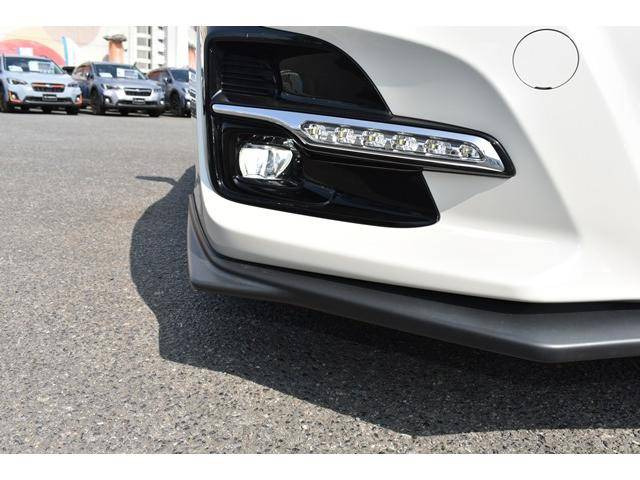 中古車 スバル レヴォーグ 1 6 Gt S アイサイト 4wd の中古車詳細 25 000km ホワイトメタリック 福岡県 273 9万円 中古車情報 中古車検索なら 車選びドットコム 車選び Com