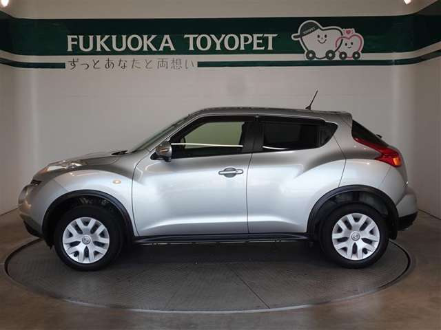 中古車 日産 ジューク 1 5 15rx タイプv の中古車詳細 29 000km シルバー 福岡県 55万円 中古車情報 中古車検索なら 車選びドットコム 車選び Com