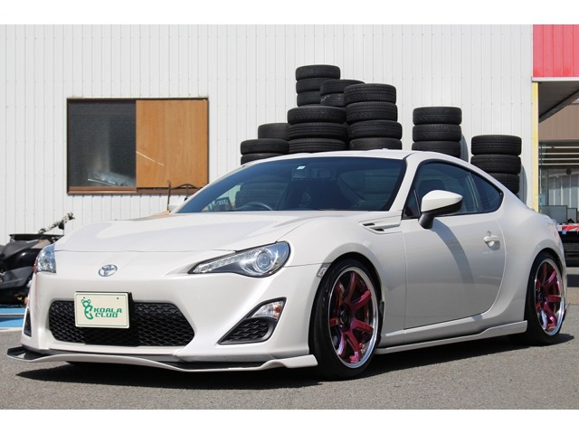 中古車 トヨタ 86 2 0 Gt リミテッド の中古車詳細 90 000km パールホワイト 徳島県 198万円 中古車情報 中古車 検索なら 車選びドットコム 車選び Com