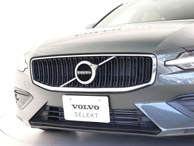 中古車 ボルボ V60 T5 モメンタム の中古車詳細 10 000km ダークグレーメタリック 神奈川県 399万円 中古車情報 中古車 検索なら 車選びドットコム 車選び Com