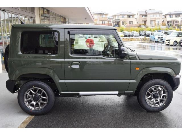 中古車 スズキ ジムニー Xc 4wd の中古車詳細 登録済未使用車 9km走行 グリーングリーン 奈良県 224 8万円 中古車 情報 中古車検索なら 車選びドットコム 車選び Com