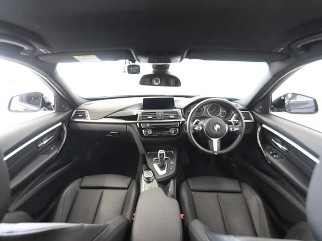 中古車 Bmw 340i 40th アニバーサリーエディション の中古車詳細 19 000km ブルーメタリック 鳥取県 428万円 中古車情報 中古車検索なら 車選びドットコム 車選び Com