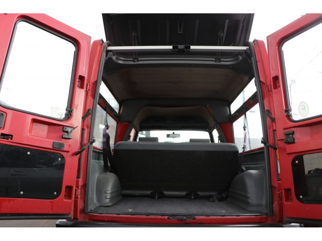 中古車 ルノー エクスプレス Gtl の中古車詳細 000km アカ 神奈川県 9万円 中古車情報 中古車検索なら 車 選びドットコム 車選び Com