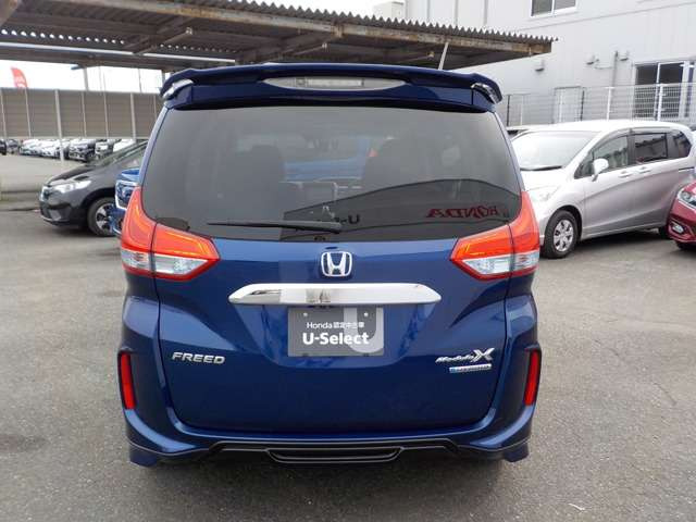 中古車 ホンダ フリード 1 5 ハイブリッド モデューロx ホンダセンシング の中古車詳細 21 000km ブルーパール 福岡県 229 8万円 中古車情報 中古車検索なら 車選びドットコム 車選び Com