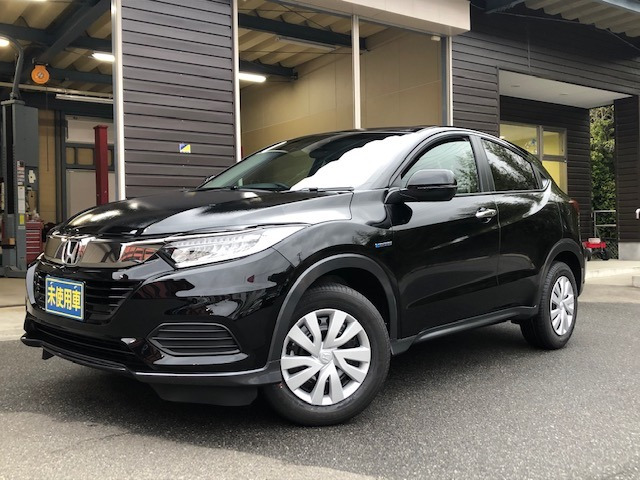 中古車 ホンダ ヴェゼル 1 5 ハイブリッド X ホンダセンシング の中古車詳細 登録済未使用車 10km走行 ブラック 福島県 239万円 中古車情報 中古車検索なら 車選びドットコム 車選び Com