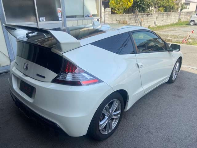 中古車 ホンダ Cr Z 1 5 アルファ の中古車詳細 114 000km ホワイト 愛媛県 49 8万円 中古車情報 中古車検索なら 車選びドットコム 車選び Com