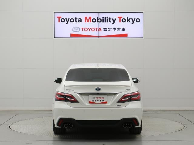 中古車 トヨタ クラウンハイブリッド 2 5 Rs の中古車詳細 23 000km パールメタリック 東京都 3万円 中古車情報 中古 車検索なら 車選びドットコム 車選び Com