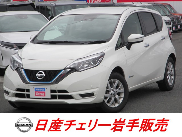 中古車 日産 ノート 1 2 E Power X Four 4wd の中古車詳細 46 000km ホワイト 岩手県 135 9万円 中古 車情報 中古車検索なら 車選びドットコム 車選び Com