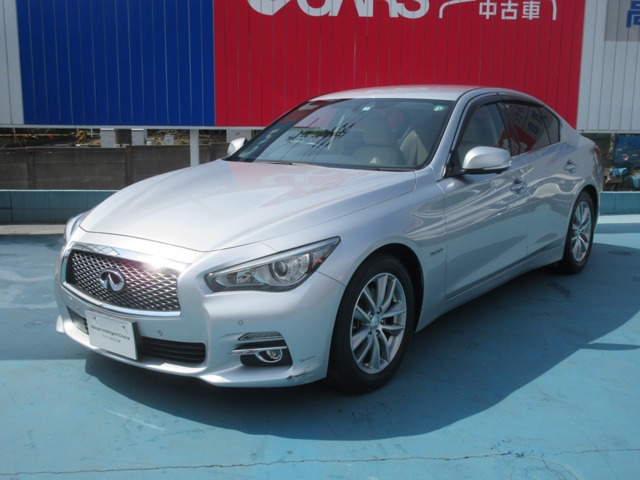 中古車 日産 スカイライン 3 5 350gt ハイブリッド タイプp の中古車詳細 13 000km シルバー 福岡県 248万円 中古車情報 中古車検索なら 車選びドットコム 車選び Com