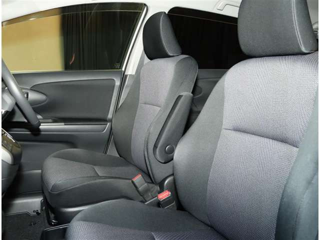 中古車 トヨタ ウィッシュ 1 8 X の中古車詳細 41 000km パールメタリック 埼玉県 78万円 中古車情報 中古車検索なら 車 選びドットコム 車選び Com