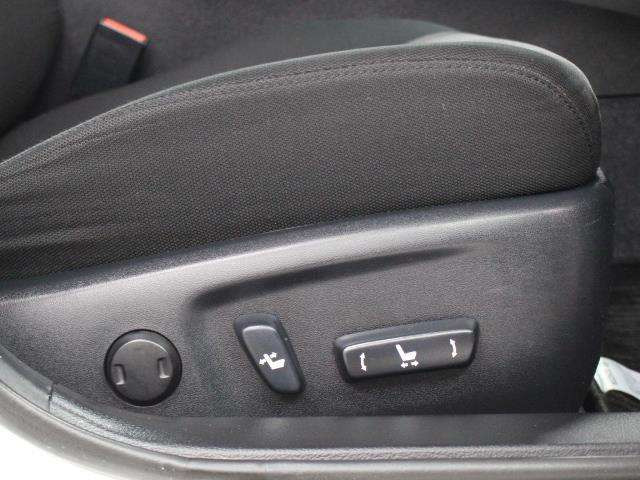 中古車 トヨタ マークx 2 5 250g Sパッケージ リラックスセレクション の中古車詳細 58 000km パールメタリック 兵庫県 8万円 中古車情報 中古車検索なら 車選びドットコム 車選び Com