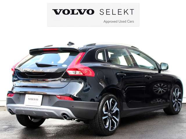 中古車 ボルボ V40クロスカントリー D4 ダイナミック エディション ディーゼル の中古車詳細 13 000km ブラック 東京都 2万円 中古車情報 中古車検索なら 車選びドットコム 車選び Com 中古車 ボルボ V40クロスカントリー D4 ダイナミック エディション ディーゼル の中古車詳細 13 000km ブラック 東京都 2万円 中古車情報 中古車検索なら 車選びドットコム 車選び Com