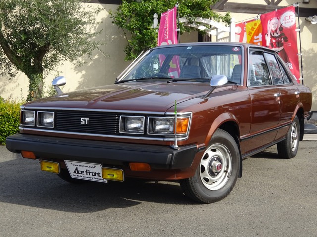 中古車 トヨタ カリーナ Stマイロード の中古車詳細 27 000km ブラウンメタリック 徳島県 98万円 中古車情報 中古車 検索なら 車選びドットコム 車選び Com