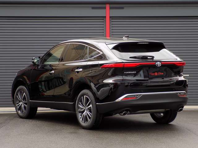 中古車 トヨタ ハリアー 2 0 G Opカラー Bsm ディスプレイオーディオ の中古車詳細 登録済未使用車 10km ブラック 大分県 339 9万円 中古車情報 中古車検索なら 車選びドットコム 車選び Com