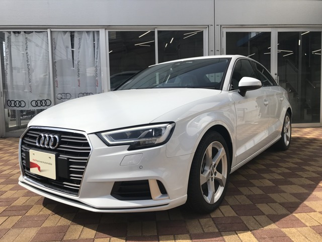 中古車 アウディ A3セダン 30 Tfsi スポーツ の中古車詳細 1 000km ホワイト 愛知県 308万円 中古車情報 中古車 検索なら 車選びドットコム 車選び Com