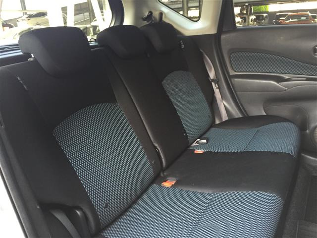 中古車 日産 ノート 1 2 X 修復歴無し の中古車詳細 34 000km ダークメタルグレー 大阪府 33 9万円 中古車情報 中古車 検索なら 車選びドットコム 車選び Com