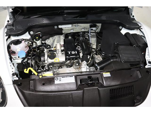 中古車 フォルクスワーゲン ザ ビートル デザイン の中古車詳細 15 000km ホワイト 福岡県 249万円 中古車情報 中古車検索なら 車選びドットコム 車選び Com