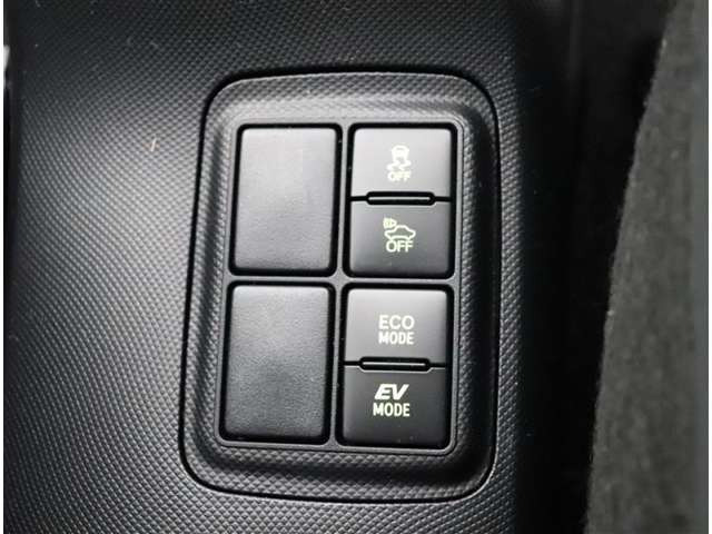 中古車 トヨタ アクア 1 5 S スタイルブラック の中古車詳細 67 000km ブラックメタリック 大阪府 98万円 中古車情報 中古車検索なら 車選びドットコム 車選び Com