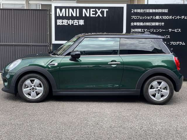 中古車 Bmw ミニ クーパー 3ドア の中古車詳細 10 000km グリーン 岐阜県 178万円 中古車情報 中古車検索なら 車 選びドットコム 車選び Com