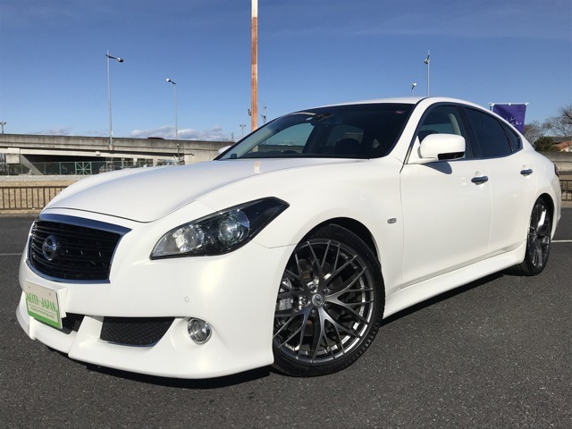 中古車 日産 フーガ 3 7 370gt タイプs Impulaw Tein車高調 冷暖房付本革シ ト の中古車詳細 81 000km パールホワイト 埼玉県 98 5万円 中古車情報 中古車検索なら 車選びドットコム 車選び Com