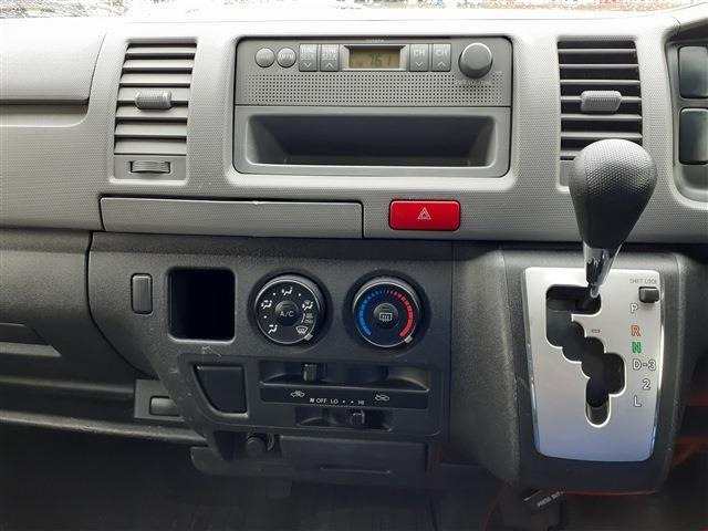 中古車 トヨタ ハイエースバン 3 0 Dx ロング ディーゼル 4wd の中古車詳細 172 000km ホワイト 岩手県 114万円 中古車情報 中古車検索なら 車選びドットコム 車選び Com