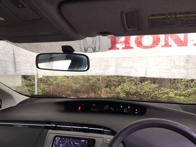 中古車 トヨタ プリウス 1 8 S の中古車詳細 65 000km ホワイトパール 福岡県 8万円 中古車情報 中古車検索なら 車選びドットコム 車選び Com