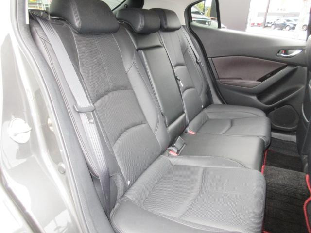 中古車 マツダ アクセラスポーツ 2 2 22xd Lパッケージ 4wd の中古車詳細 38 000km ダークシルバーメタリック 愛知県 212 8万円 中古車情報 中古車検索なら 車選びドットコム 車選び Com