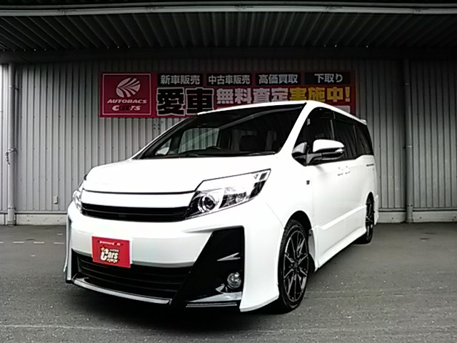 中古車 トヨタ ノア 2 0 Si G S 7人乗 の中古車詳細 34 000km パールホワイト 神奈川県 219 8万円 中古車情報 中古車検索なら 車選びドットコム 車選び Com