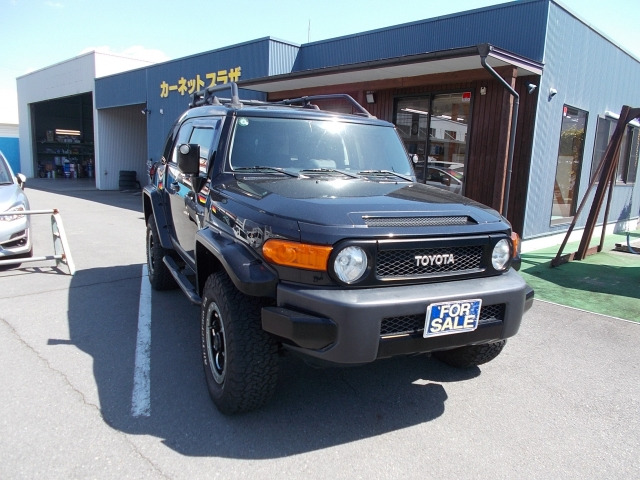 中古車 米国トヨタ Fjクルーザー 4 0 4wd の中古車詳細 76 000km クロ 長野県 211万円 中古車情報 中古車検索なら 車選びドットコム 車選び Com
