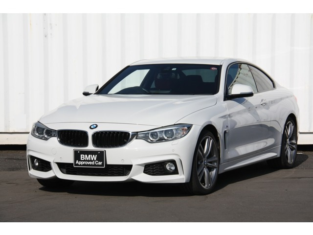 中古車 Bmw 435iクーペ Mスポーツ の中古車詳細 38 000km ホワイト 埼玉県 338 8万円 中古車情報 中古車検索なら 車選びドットコム 車選び Com